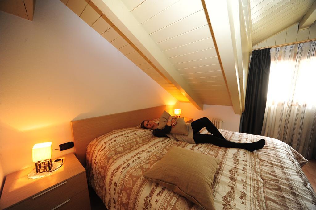 Appartamenti E Camere Veronica Cogolo Habitación foto